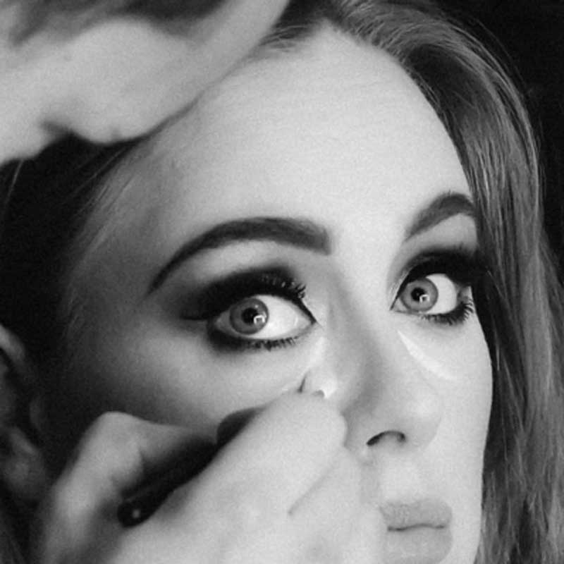 Adele eyeliner