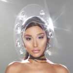 REM-Beauty-Ariana-Grande-0