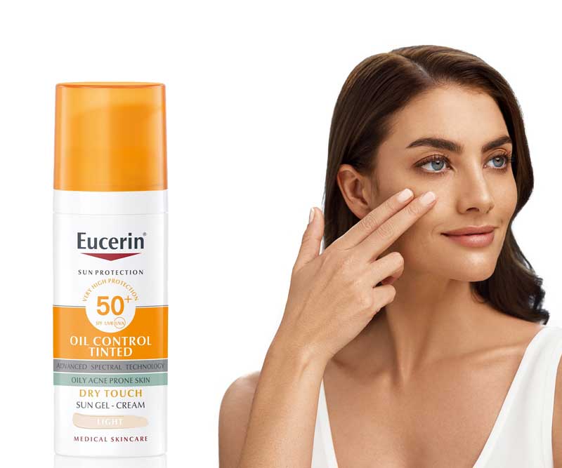 Eucerin Oil Control Tinted Medium and Light Women apply