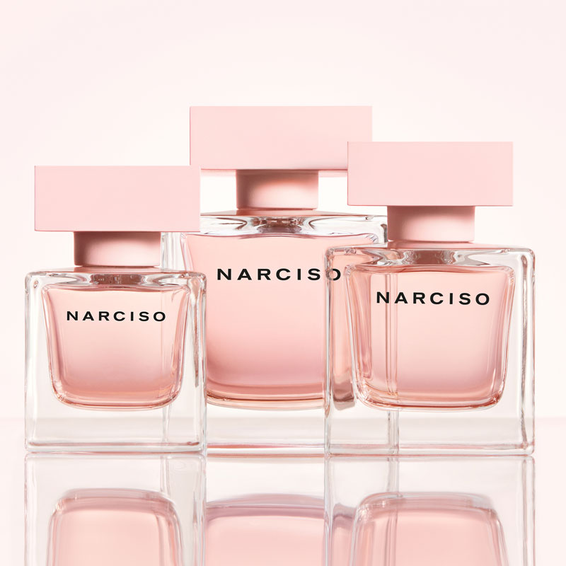 Narciso Eau de Parfum Cristal a bottles
