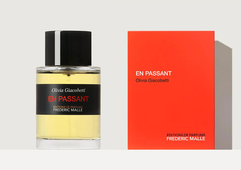 Frederic Malle En Passant a bottle and box