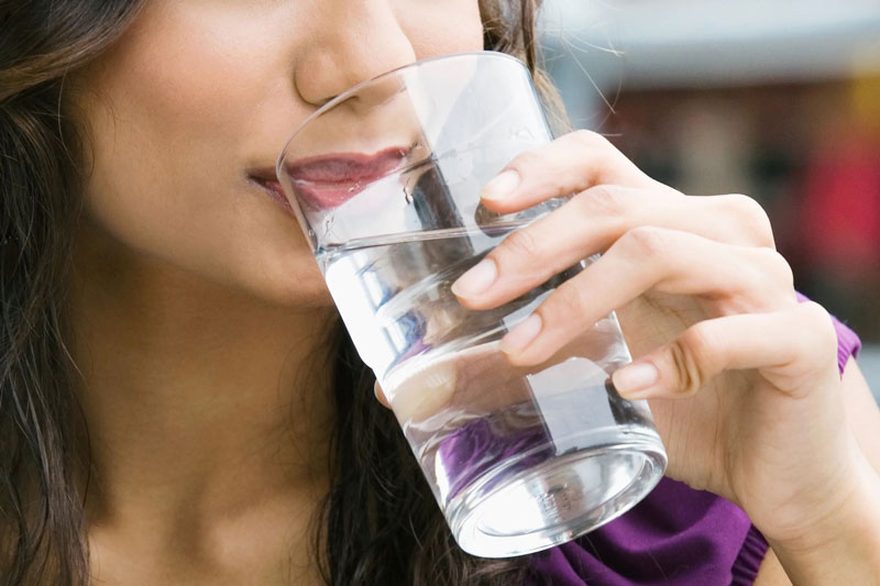 Внесувајте вода во телото за подобра хидратација