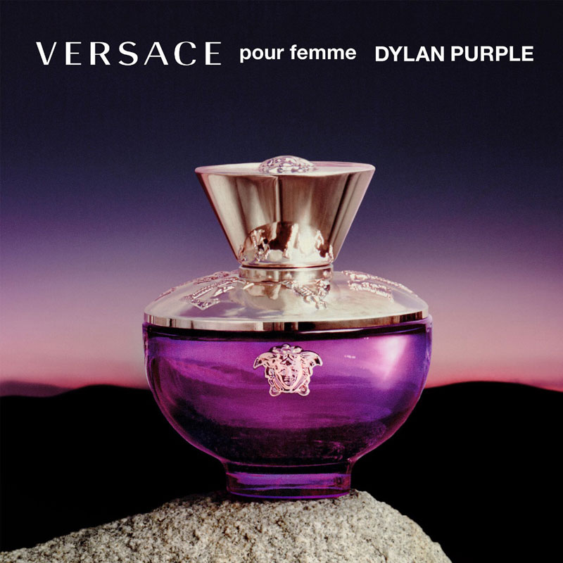 Versace Dylan Purple a bottle visual